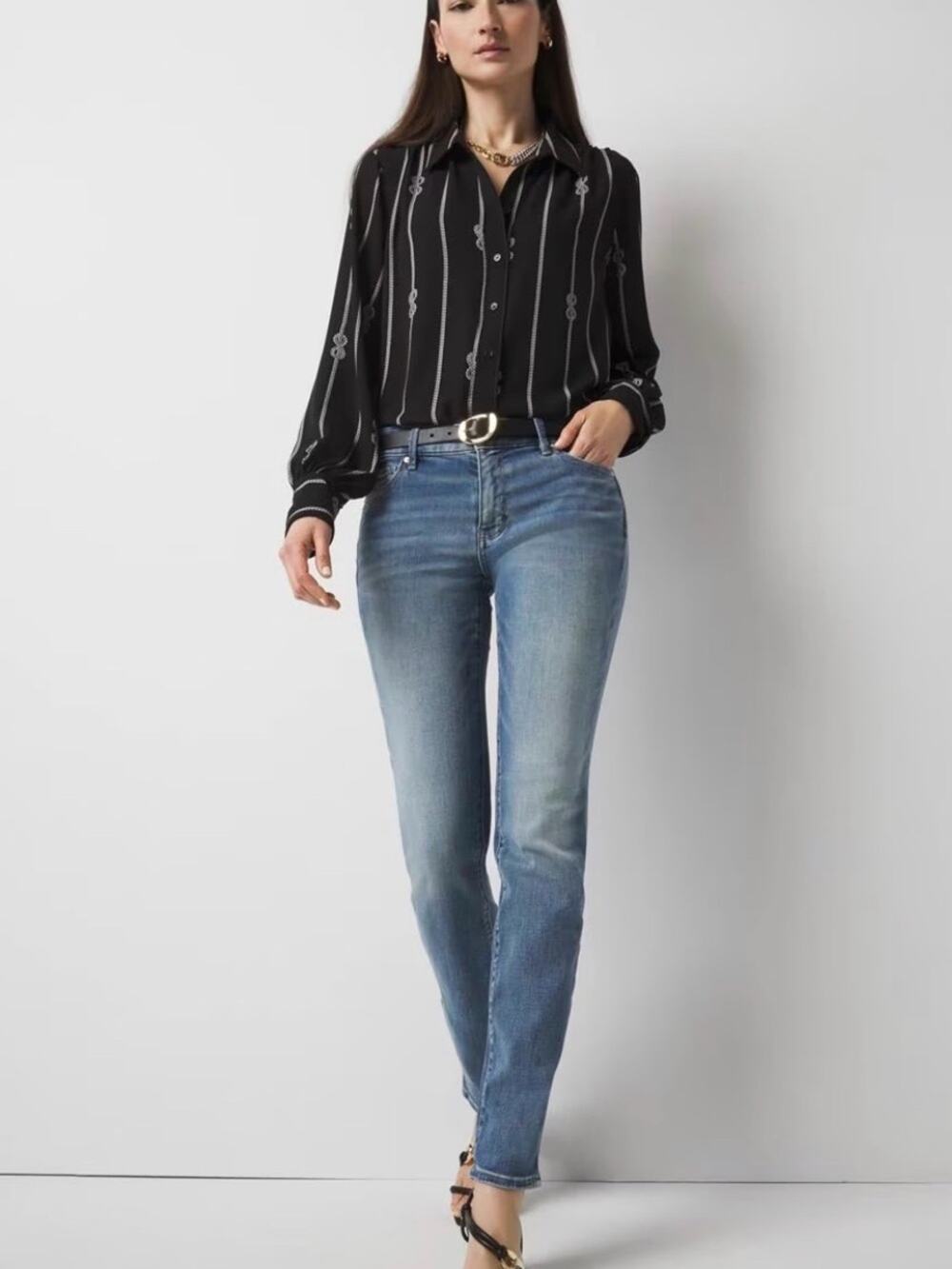 NEW White House Black Market The Mid Rise Slim Leg Medium Wash Blue Jeans SZ 6